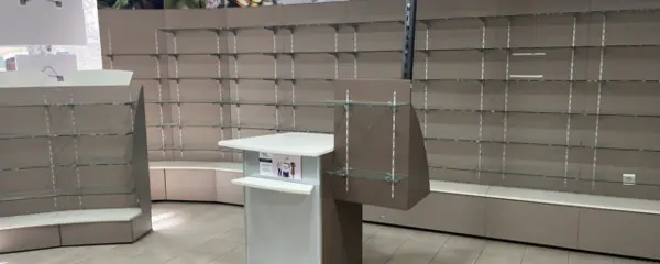 Cessation d’activité : Mobilier de pharmacie haut de gamme à vendre !