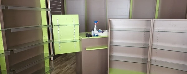 A vendre meubles officine