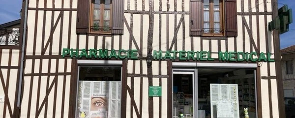VENDS JOLIE PHARMACIE ENTIEREMENT RENOVEE DANS VILLAGE DYNAMIQUE AVEC COMMERCES DU SUD DE LA MARNE