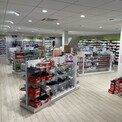 Grande pharmacie, superbe visibilité, parking privatif